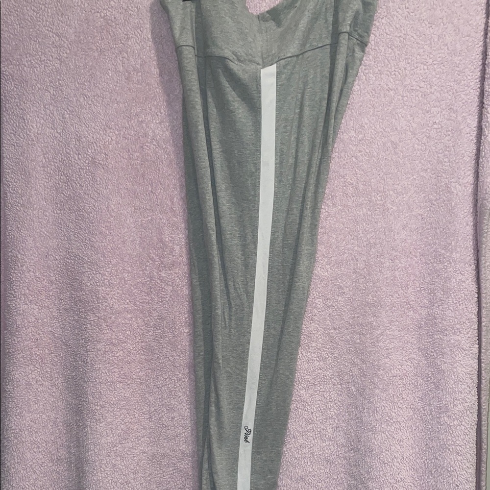 PINK Victoria's Secret Gray and White Leggings